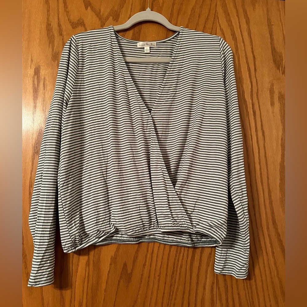 Nine Britton Long Sleeve Faux Wrap Top - NWOT - Size L